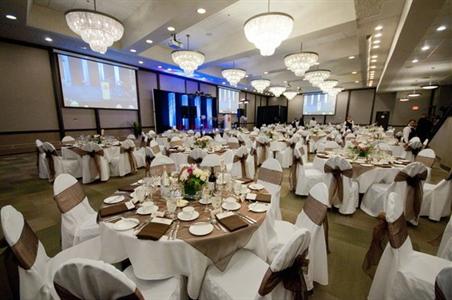 фото отеля Radisson Hotel Winnipeg Downtown