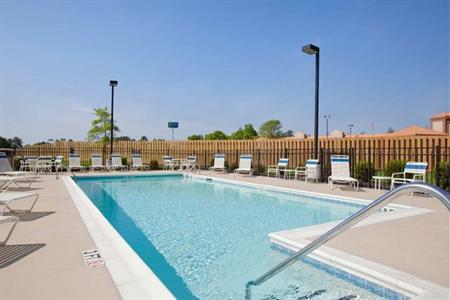 фото отеля Hampton Inn Dunn