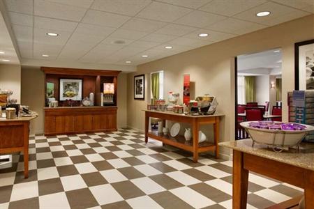 фото отеля Hampton Inn Dunn