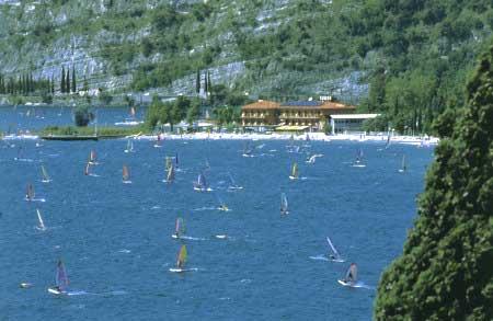 фото отеля Lido Blu Hotel Nago-Torbole