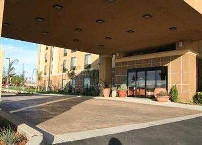 фото отеля Hampton Inn & Suites Bakersfield/Hwy 58, CA
