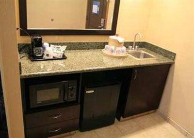 фото отеля Hampton Inn & Suites Bakersfield/Hwy 58, CA