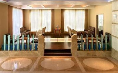 фото отеля Raintree Hotel Chennai