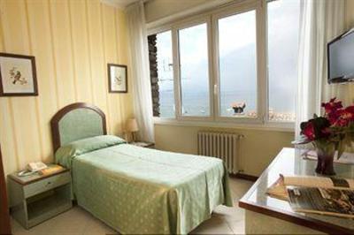 фото отеля Hotel degli Oleandri
