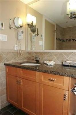 фото отеля Glacier Lodge & Suites