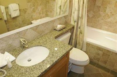 фото отеля Glacier Lodge & Suites