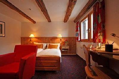 фото отеля Hotel Chesa Rosatsch