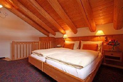 фото отеля Hotel Chesa Rosatsch