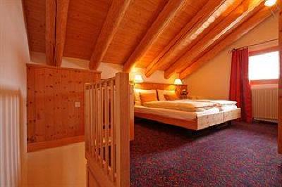 фото отеля Hotel Chesa Rosatsch