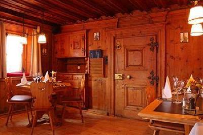 фото отеля Hotel Chesa Rosatsch
