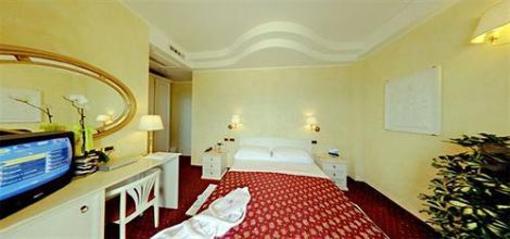 фото отеля Hotel Imperial Beach