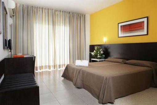 фото отеля azuLine Hoteles Mar Amantis I & II