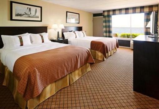 фото отеля Holiday Inn Detroit Lakes