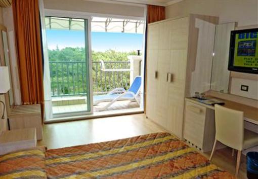 фото отеля Hotel Croce di Malta Lignano Sabbiadoro
