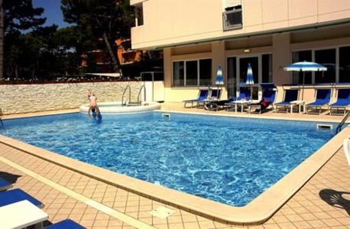 фото отеля Hotel Croce di Malta Lignano Sabbiadoro
