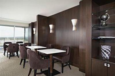 фото отеля Sheraton Cavalier Hotel