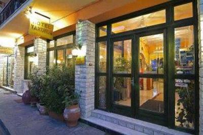 фото отеля Hotel Varonos