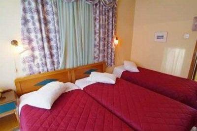 фото отеля Hotel Varonos