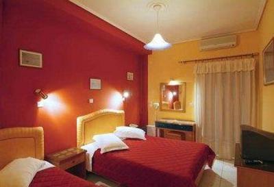 фото отеля Hotel Varonos
