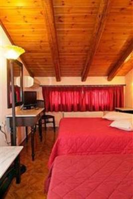 фото отеля Hotel Varonos