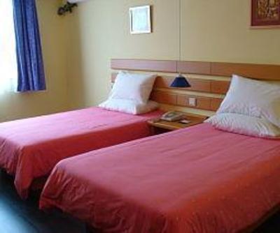 фото отеля Home Inn (Dalian Chun Liu)