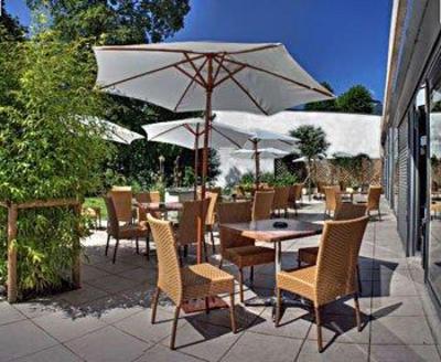 фото отеля Best Western Hotel Du Parc Chantilly