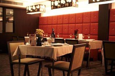 фото отеля S Sukhumvit Suites Hotel
