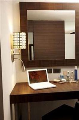 фото отеля S Sukhumvit Suites Hotel