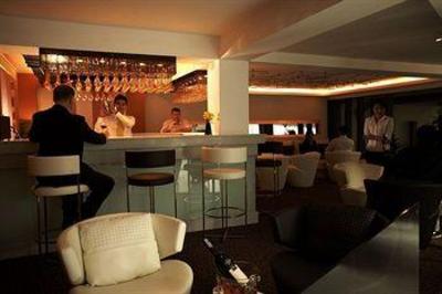 фото отеля S Sukhumvit Suites Hotel