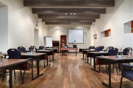фото отеля Hilton Santa Fe Historic Plaza