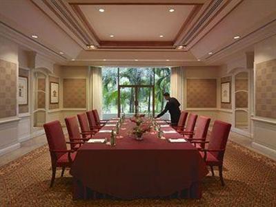 фото отеля Edsa Shangri-La