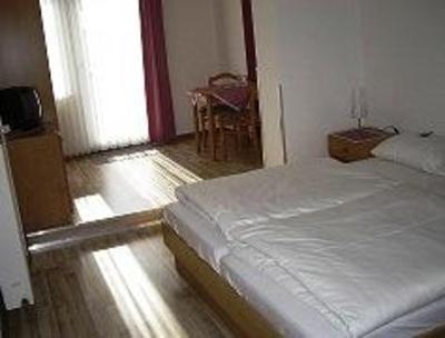 фото отеля Gasthof & Hotel Rhonperle