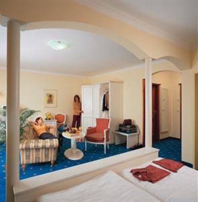 фото отеля Parkhotel Bad Fussing