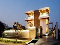 Hotel White Lotus