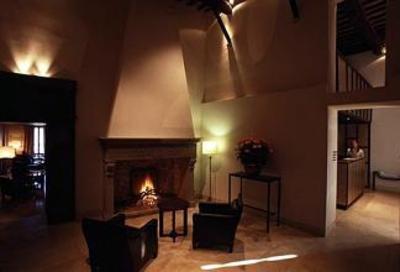 фото отеля Castel Monastero Hotel Castelnuovo Berardenga