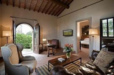 фото отеля Castel Monastero Hotel Castelnuovo Berardenga