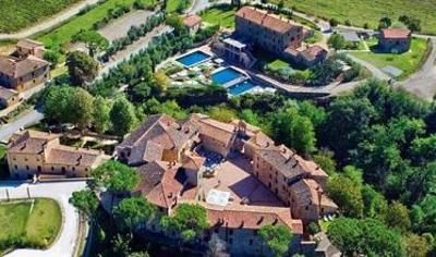 фото отеля Castel Monastero Hotel Castelnuovo Berardenga