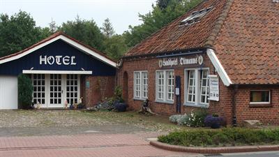 фото отеля Landhotel & Gasthof Oltmanns und Schumacher`s Landhaus