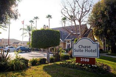 фото отеля Chase Suite Hotel Brea