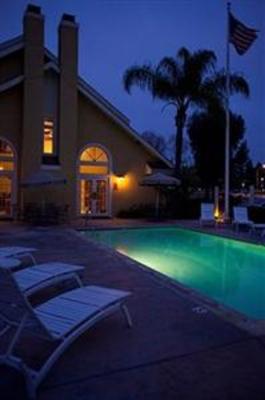 фото отеля Chase Suite Hotel Brea
