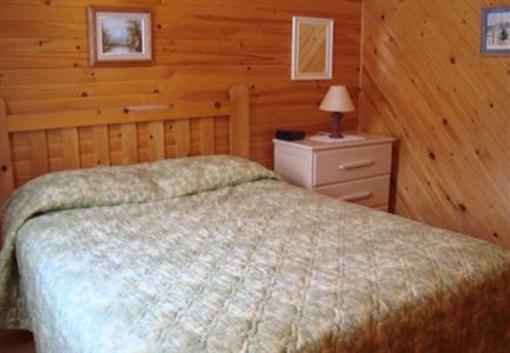 фото отеля Upper Clements Cottages