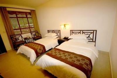 фото отеля Heyuan Relong Hotspring Hotel