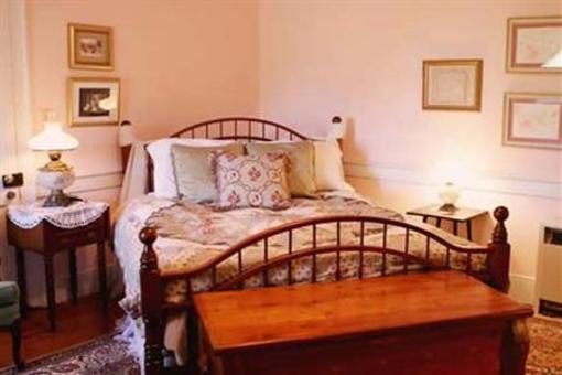 фото отеля Cave Hill Farm Bed and Breakfast