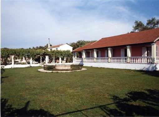 фото отеля Nikos Apts