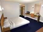 фото отеля Travelodge Oldham