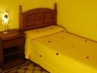 фото отеля Hostal Santa Teresa Reus