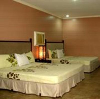 фото отеля Villa Khristalene Resort & Restaurant