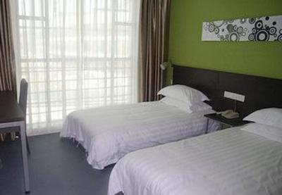фото отеля Oriental Mega Hotel Nantong Development Zone