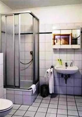 фото отеля Winter's Eurotel Boardinghouse Offenbach am Main