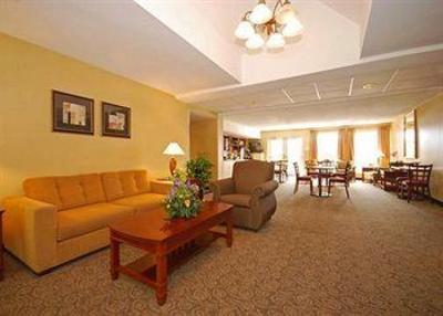 фото отеля MainStay Suites Brentwood